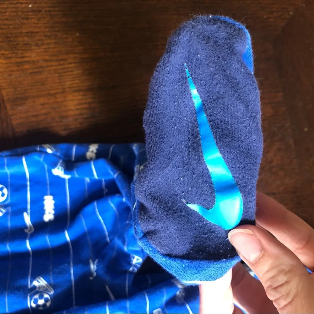 4/$20 Nike Blue & White long sleeve sleeper Jammie one piece snap front Sz 9 mo